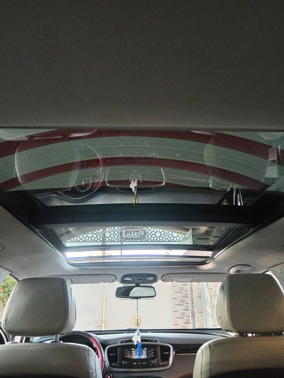 لام عليكم سورنتو للبيع2015 اكويتي واحد عل واحد رقم اربيل مواصفات 7راكب كشنات كهربائياته كشنات لولين حساسات اماميه وخلفيه فور ويل محرك 2400مافتوح برغي كفاله عامه من عده جيملغ جهت اليمين صبخ بدون فتح سياره بني رامه فول موصفات جنطه حساس كامره دوار مري شفط ماشيه 160امداور ثاني يوم السعر 220 وبيه مجال حك الجيه رقم الهاتف ***********
