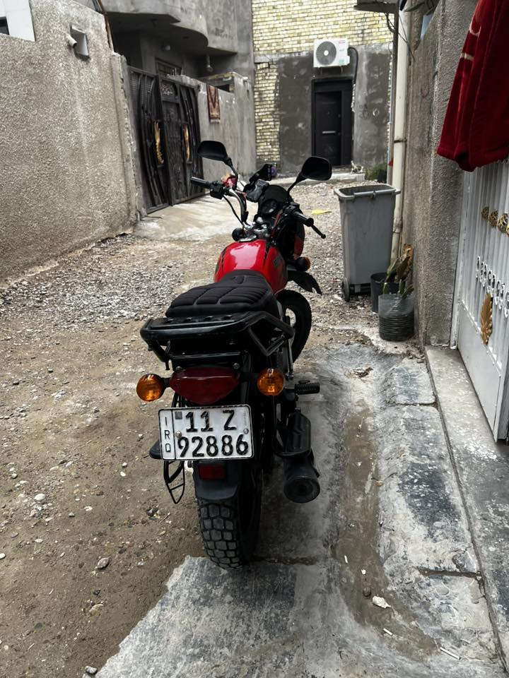 سلام عليكم اقره المنشور ل اخير يلا تراسل 👍🏻 دراجه بوكسر موديل 2021  رقم بغداد تحويل ثاني يوم  دراجه انطيك رقم راعيه الي يحولك وانتا يمي تتصل بي وتتفق ويا شوكت تحول يلا استلم فلوس دراجه خير من الله دلفري ما مشتغله جديده بمعنا الكلمه مكينه مكفوله من البرغي سبانه ما ممدوده عليه  المكينه لا تبخير لا صوت لا تنقص مكينه تخبل ودراجه ما مفتره هواي بقت بل حجز هواي راعيه رقمه واشتريته منه دراجه نقص مرايات والمرايات عندي وما شادهن ودرع مالته موجود دراجه فقط مبدل بيه كلجات فقط الباقي كفاله شاصي كفاله تجي وتشوف بيعنك تايرات جدد قبل فتره شديتهن جبلي بيه زنون يصطر  كهربايات كله شغاله كله ما بيه نقص برغي اخوي وحبيبي سعر ما يعجبك اعبر المنشور لن دراجه ابيعه بهاذا سعر امشي على نضافته وما مستعجل دراجه بس على ايدي سعر دراجه 1900 خويه دراجه ما بيه مجال عنوان بغداد الكمالية تواصل *********** تواصل فقط واتساب فقط واتساب
