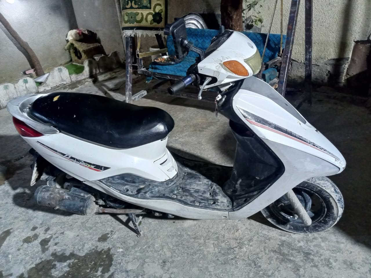 دراجه بريز نضيفه للبيع   عارضها قفلها 550
او مراوس   حته لو فرق


**إذا كنت صاحب هذا الإعلان وتريد حذفه لأي سبب، رجاءا أرسل رسالة إلى الدعم الفني**