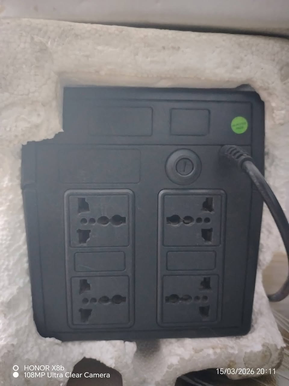 🔹UPS 1500 نوع ABC
🔹ملاحضة /1500 يتحمل جهاز مع شاشة 
🔹موصفاتة بل منشور شوفو 
🔹⚠️/(ليس لدي توصيل اي مكان اعتذر🚸) 
🔹فول نضافة استخدم أشهر قليلة 
🔹ومبدل بطاريات جداد قبل شهر يعني تاخذا فول 🔹جديد 
🔹اعتبرة من الشركة كارتون كامل جيب وشد بنسبة 🔹للوقت التشغيل الجهاز استخدمة بل اسبوع ساعة 🔹وحدة ونت تخيل النضافة واني   بيدي بدلت 🔹بطاريات
🔹السعر 60 الف  
🔹مكاني بغداد الانتصار قرب السيطرة


**إذا كنت صاحب هذا الإعلان وتريد حذفه لأي سبب، رجاءا أرسل رسالة إلى الدعم الفني**