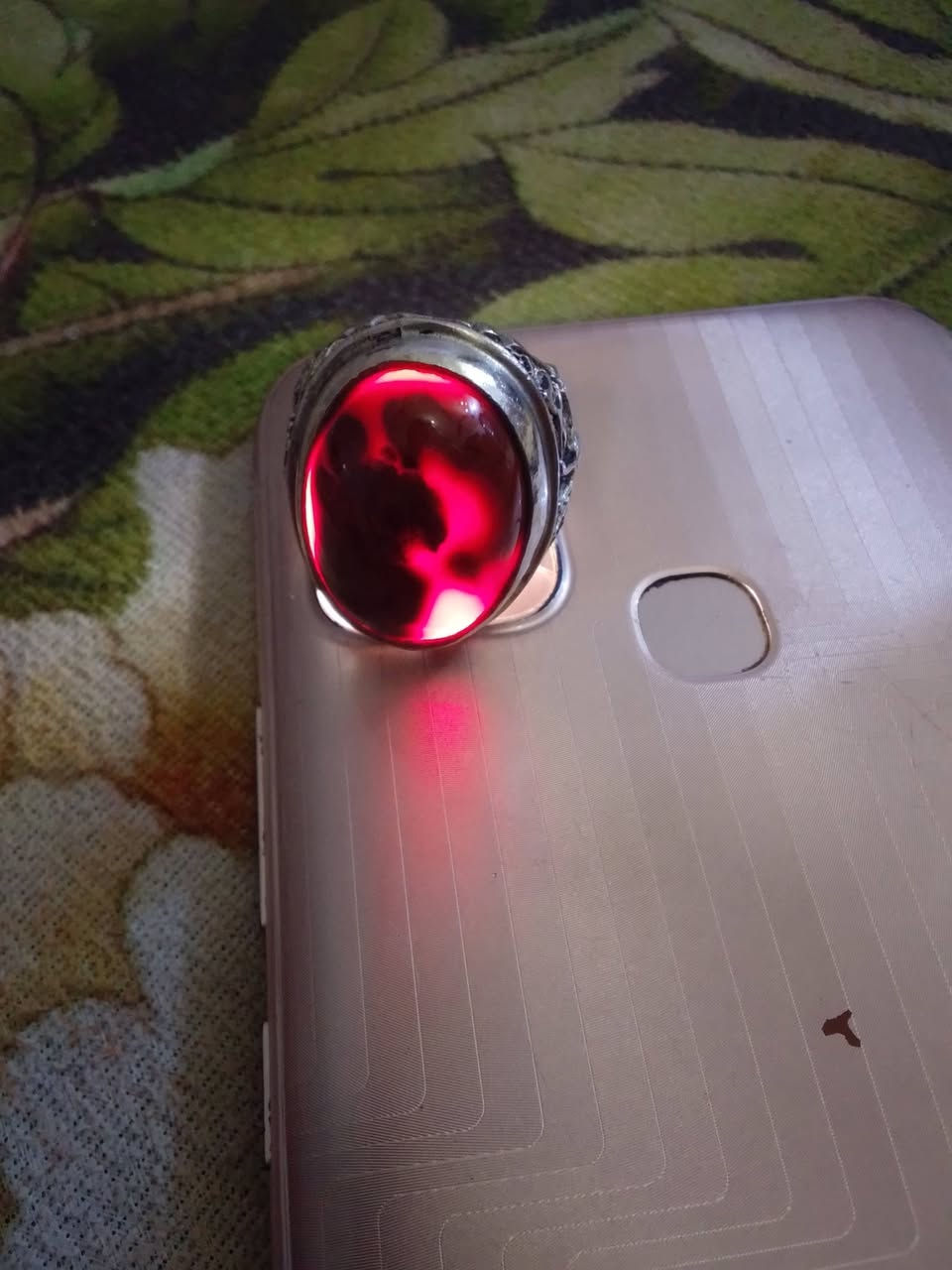 السلام عليكم احجار طبيعيه للبيع مراوحنه ***********
