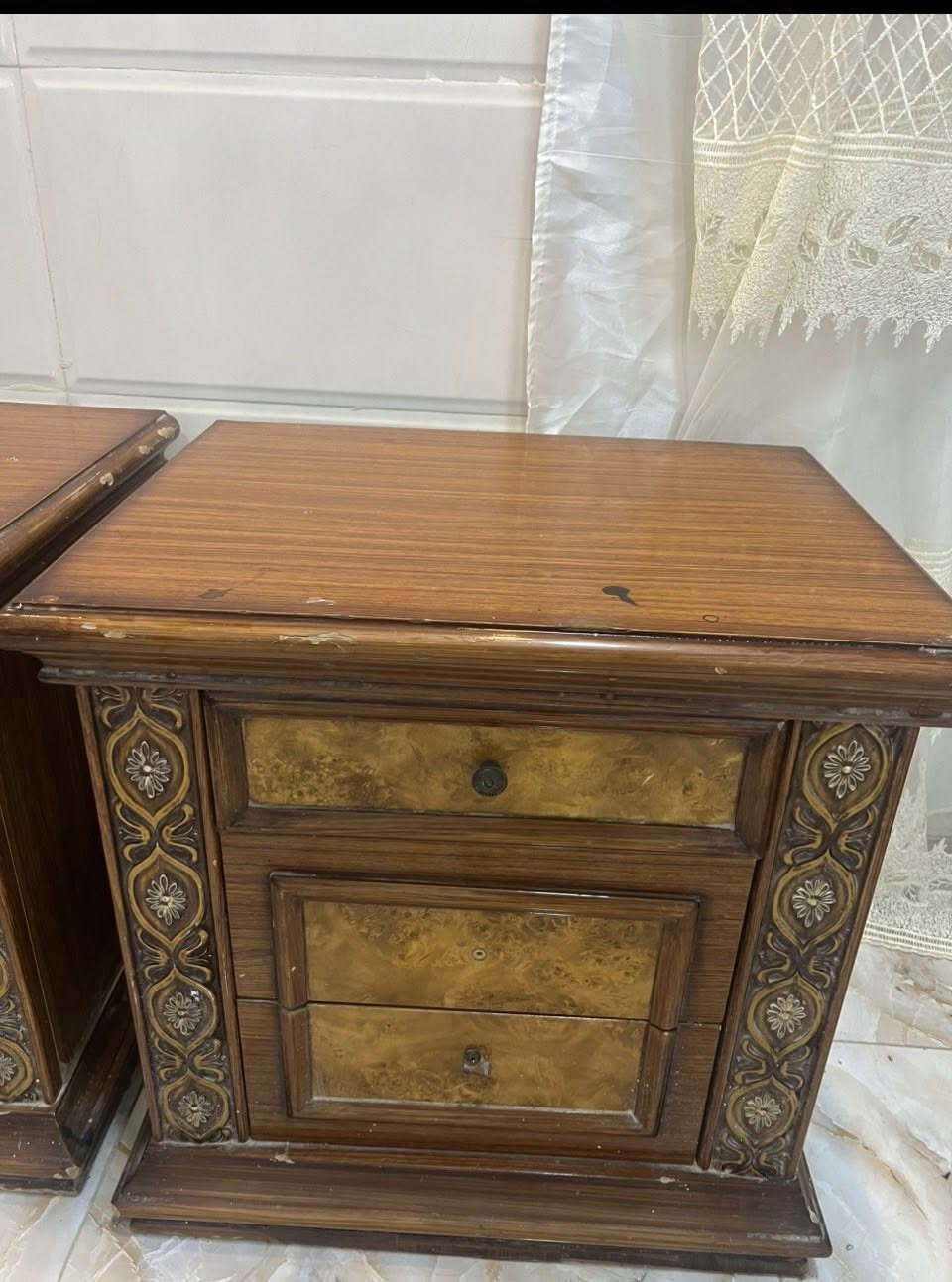 كومديات  عدد ٢ سعرهن ١٠ الاف  مكانهن الغزالية


**إذا كنت صاحب هذا الإعلان وتريد حذفه لأي سبب، رجاءا أرسل رسالة إلى الدعم الفني**