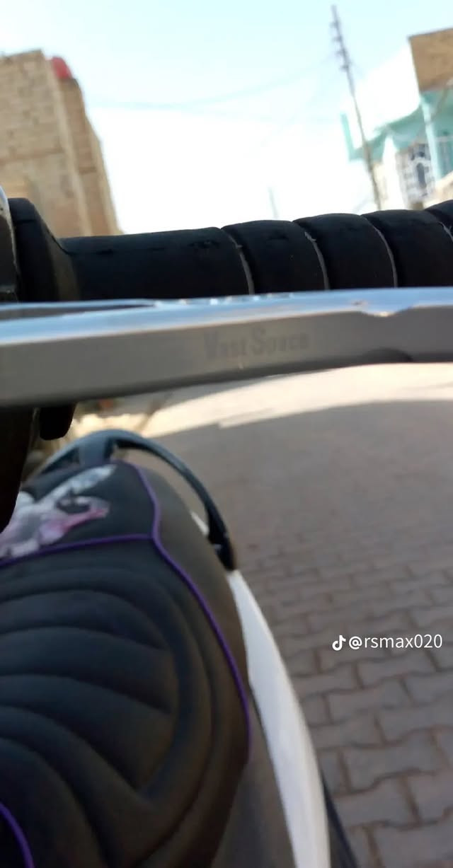 البيع 2003مكفوله كفاله عامه سعر 300بيع مستعجل مامتواجدع الخا ‭0783 292 6622‬/''\‭0783 157 7581‬
