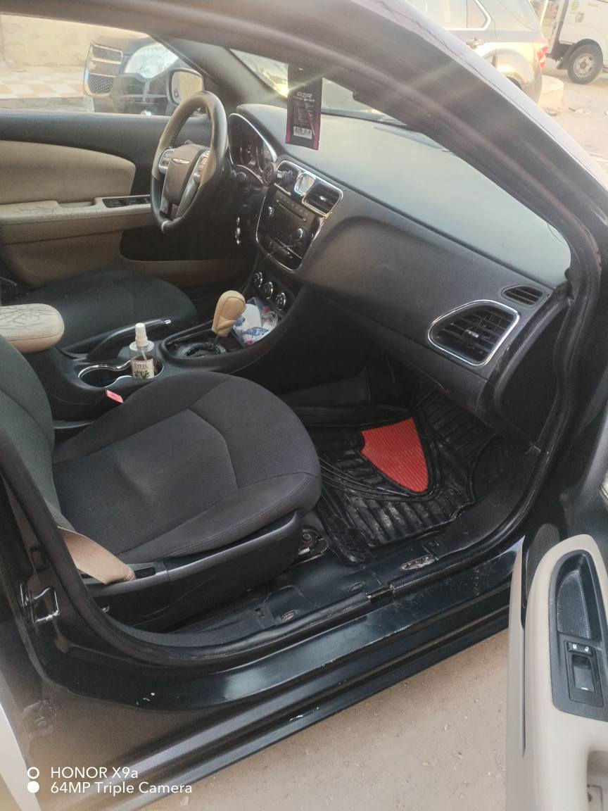 سلام عليكم سي ٢٠٠ موديل ١٢ مصبوغه عام باسمي سنويه 31 تخم تاير جديد حداديه خلفي وامامي جديد تدفئه تبريد مكينه وكير كفاله حجم المكينه 2400 سعره ٦٨ وبيه مجال مكاني ميسان *********** المجر الكعبي, ميسان
