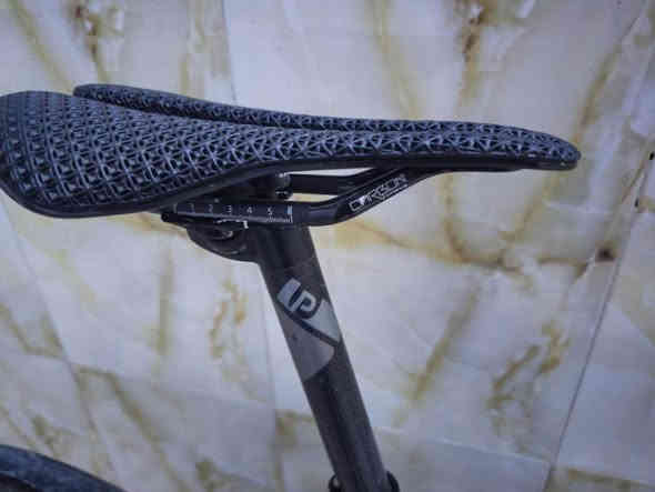 عرض خاص سعره 900 الف قفل 🔒 لارج 53 الفريم حجم التاير 32  السلام عليكم شلونكم شباب بايسكل رود كرفل  السستم مالته SRX PRO بدالات امامي 1 خلفي 11 وزنه 8 كيلو كله كاربون فايبر  للحجز عنواني مدينه الصدر قطاع 9 مقابل مدرسه عبدالله الرضيع شارع الفلاح *********** بغداد
