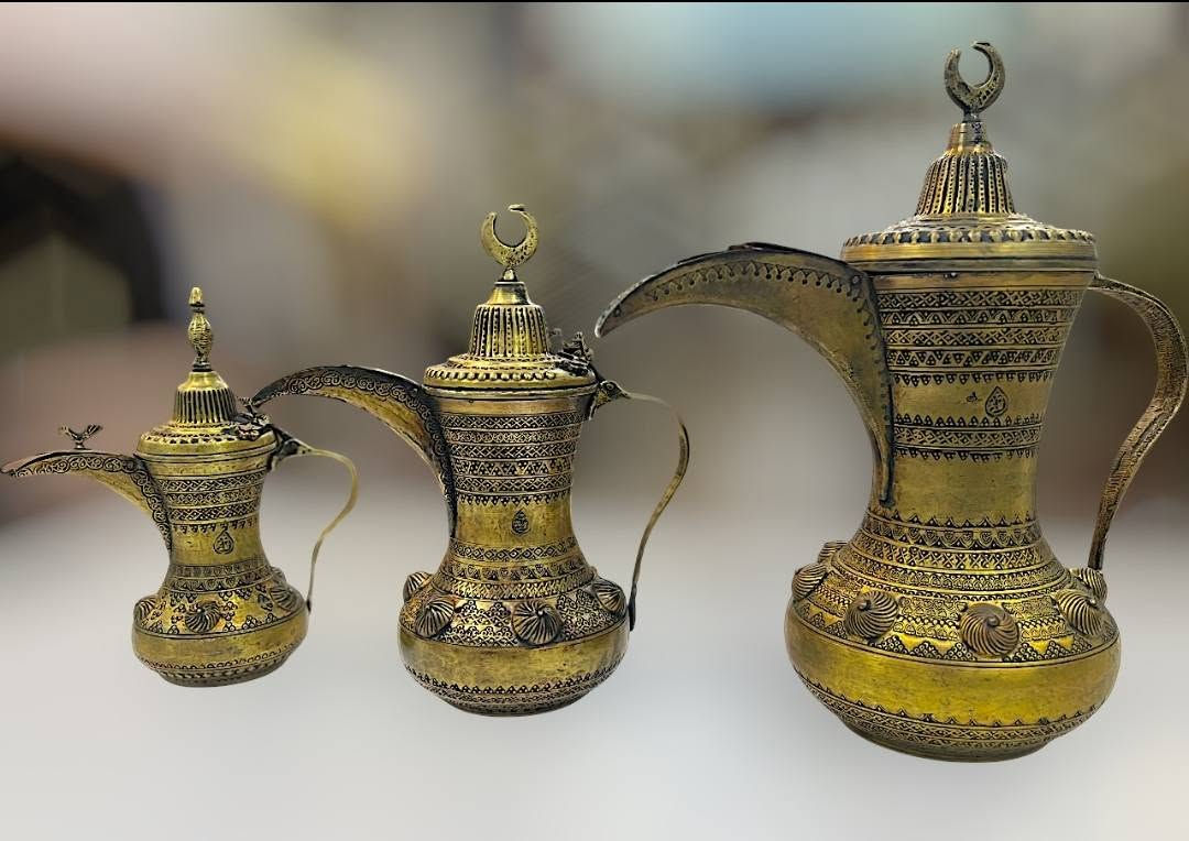 للبيع
زوجين من الدالات النحاسيه التركيه المنقوشه


**إذا كنت صاحب هذا الإعلان وتريد حذفه لأي سبب، رجاءا أرسل رسالة إلى الدعم الفني**