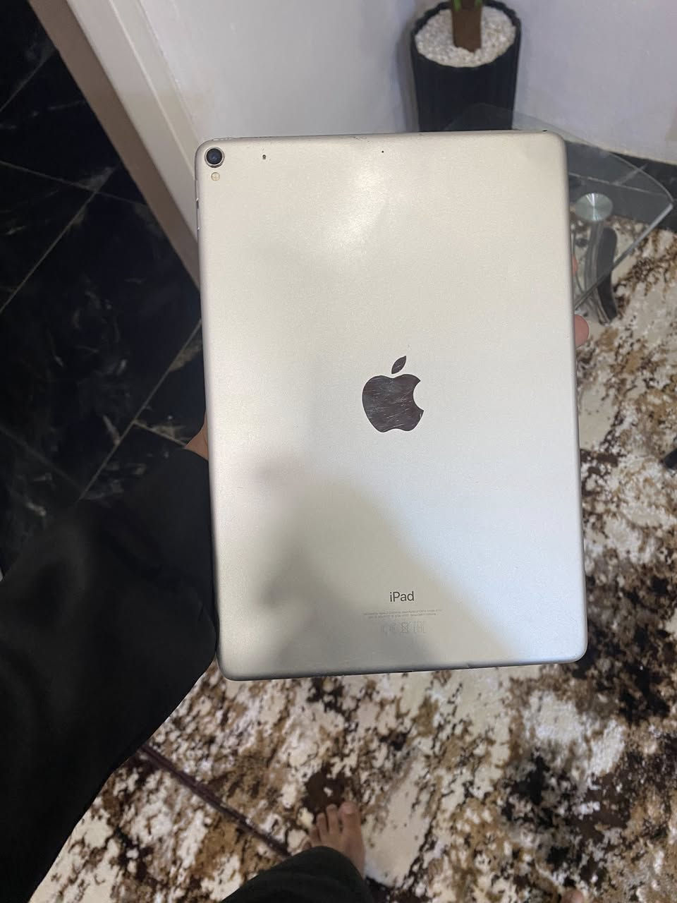 ايباد برو 10.5
ذاكر 64 

شاشه 120 هيرتز

ببجي اقو 60فريمHDR

اربع سماعات ستيريو

بطاريه 71

نضافه85

عيوب الجهاز فقط بل كلاس مماثر +حساب ايكلود ناسي رمز ماله بس كدر ضيف حساب ثاني وتستخدموً طبيعي واذ تريد تزيل حساب ما يكلف ١٠ سعار جهاز 195 وبي مجال بسيط يرهمً مروسه بايفون فقط


**إذا كنت صاحب هذا الإعلان وتريد حذفه لأي سبب، رجاءا أرسل رسالة إلى الدعم الفني**