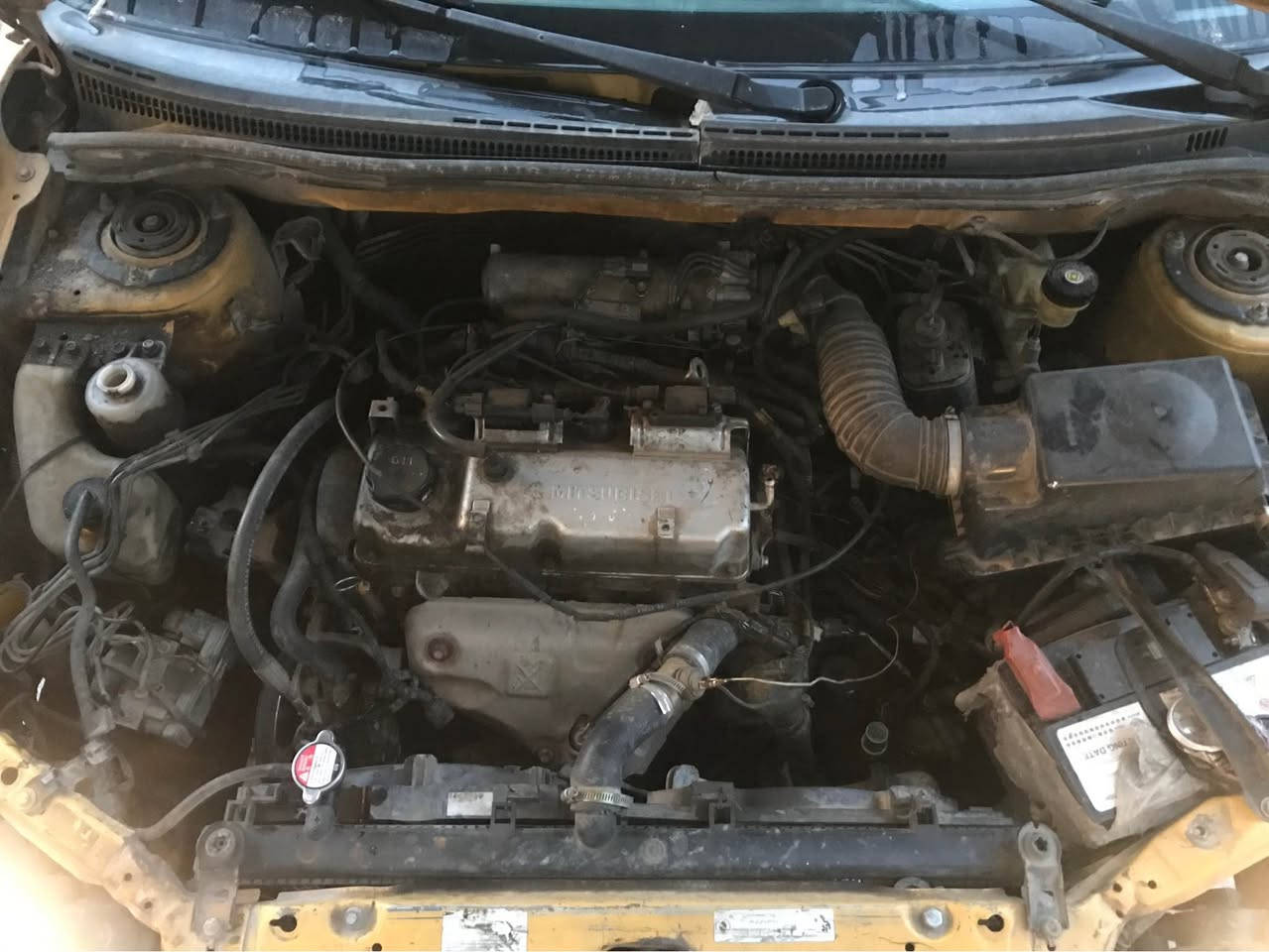 BYD 2014 
گير و مه كينه لانسه ر تؤماتيك قه پات مواصه فات بيلاد ته كسى گوشين جلد سلايت abs گيچ ئه ليكترؤني كاره بايت و گه رمى به شه رت مالي كاسبى خؤم ئيشى پيده كه م مه نه فيت اصل و پاكانه ى جنوب و اوراق و اوه ليات كامل له گه له ده فته ر كه ته لؤكى شه ريكه ى له گه له زه رورى پاره ين هى ئه و سعرانه نييه (٢٠$) يه ك تؤز مه جالى كه م پاره ى يه ك ئؤپلى علوج له هه وليرم (***********) 
تيبيني سه ياره ى مه عره ز نييه هي ده ست خؤمه قيست و قه رزم نييه زه رورى پاره نه بم نايفرؤشم مشته رى بووى له خزمه ت دام أربيل, العراق
