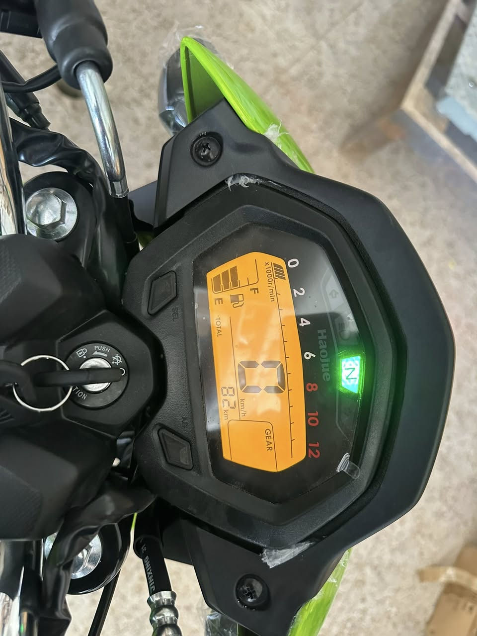 ماطور هاوجي ka  لون اخضر جديد بعدة بحالة الوكالة :رقم تواصل : ***********
