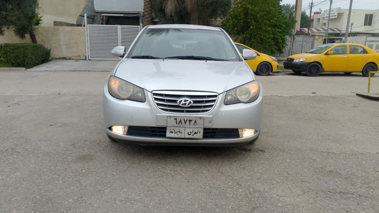 سلام عليكم النترا افانتي ٢٠١٠ مكينه ١٦٠٠ السياره كامله وجاهزه رقم قديم اسليمانيه حادث جاملوغ امامي بدون صبغ السياره تدفئه تبريد كامله السياره اي نقص مابيها السعر ٨٨ مكاني بغداد حي الخظراء***********
