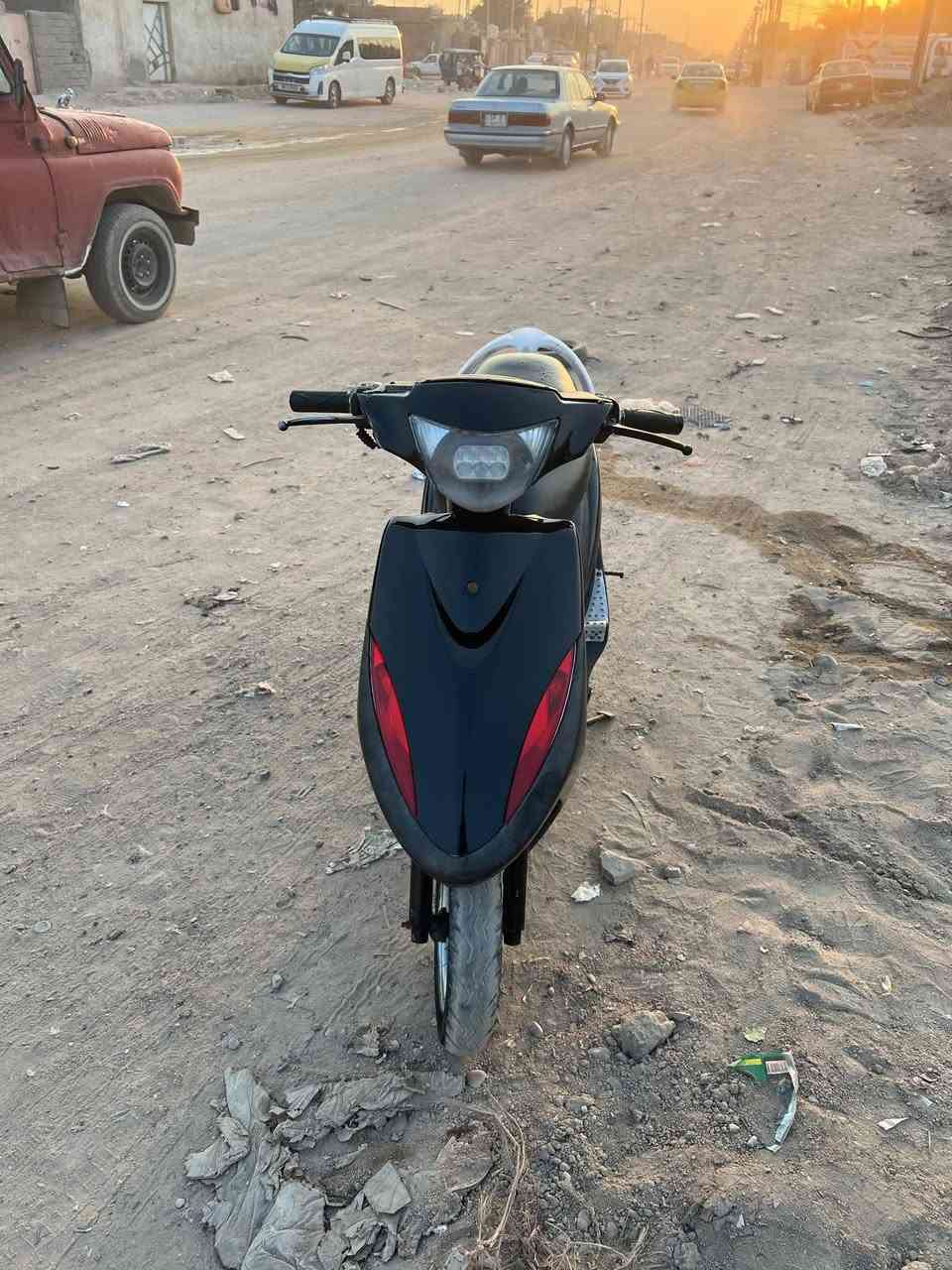 السلام عليكم ورحمة الله دراجه للبيع
دراجه شلعه ومعدل مبوشة 55 
كزوز رياضي (السعر خاص) المو شراي لا يراسل رحمه الموتاكم. رقم هـ  وتساب فقط ***********
