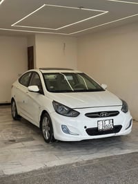 اكسنت خليجي مديل 2013 كير محرك خير من الله 1600 السياره جاهزه فتحت صقف...