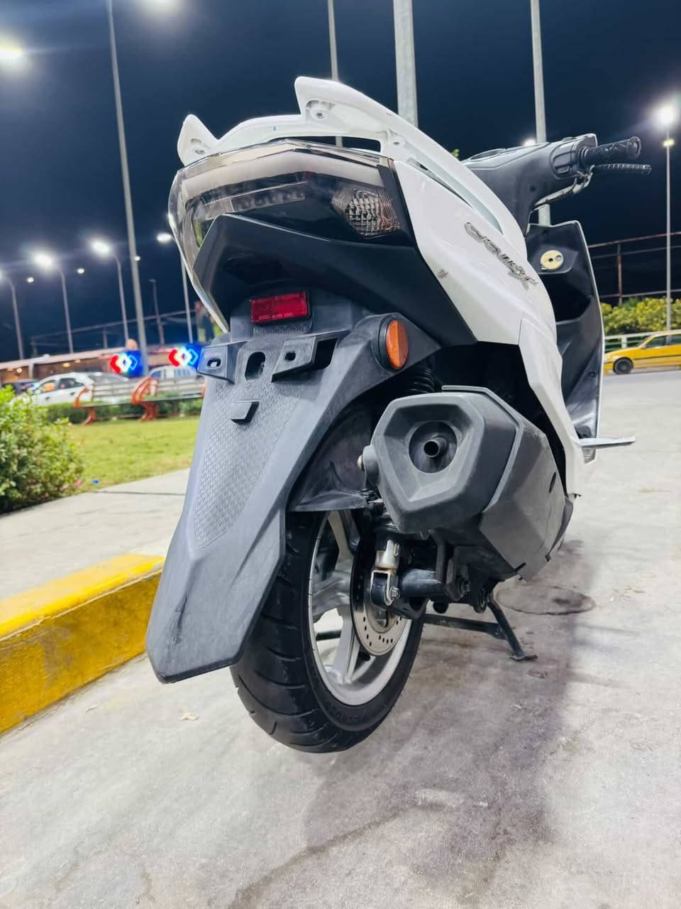 سلام عليكم دراجة سكنس شمعة للبيع مكفولة كفالة عامة من كلشي سعر ١٥ورقة وبيهة مجال لسفسار هاذة رقم ***********
