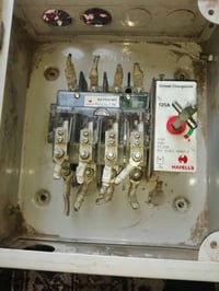 نجف شارع المدينه • قاطع كهربائي ١٢٥أمبير • شغال