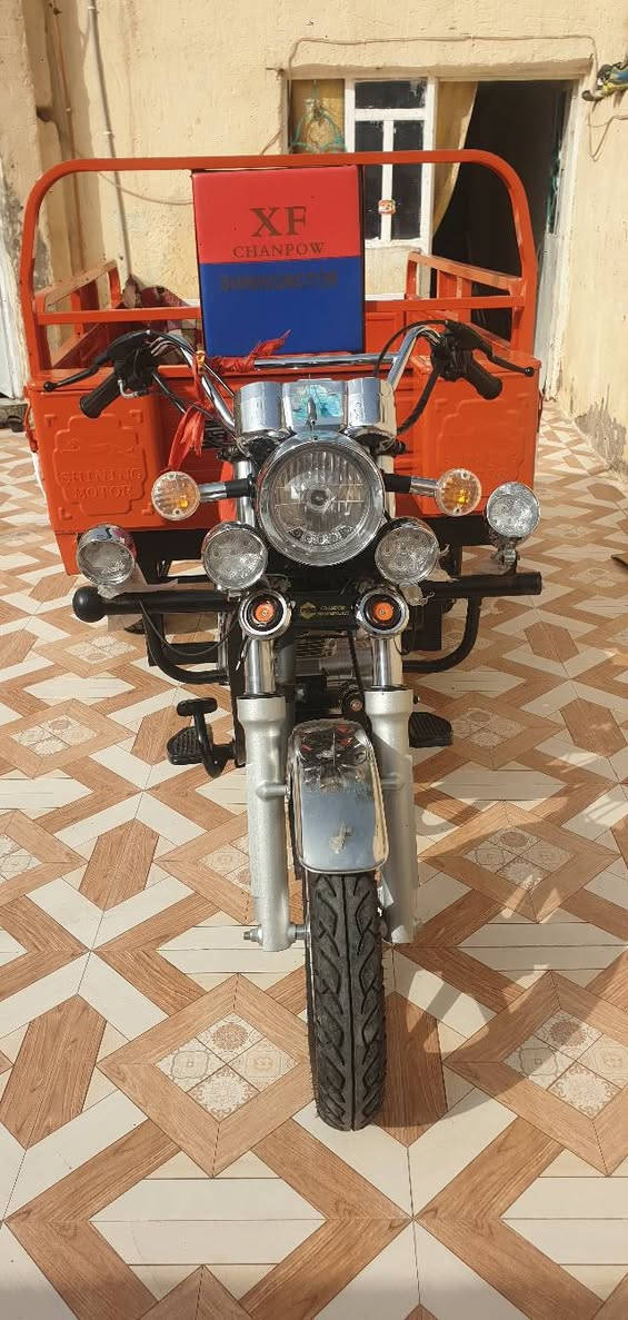 ستوته للبيع كفاله عامه موديل ٢٠٢٣ داخله ب٢٠٢٥ العنوان العماره الحولي قريه عباده اتصل وبلخدمه ***********
