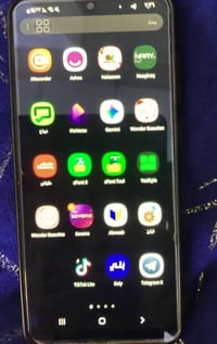 تلفون A31 للبيع سعر 120 وبي مجال قليل جديد 07723033613