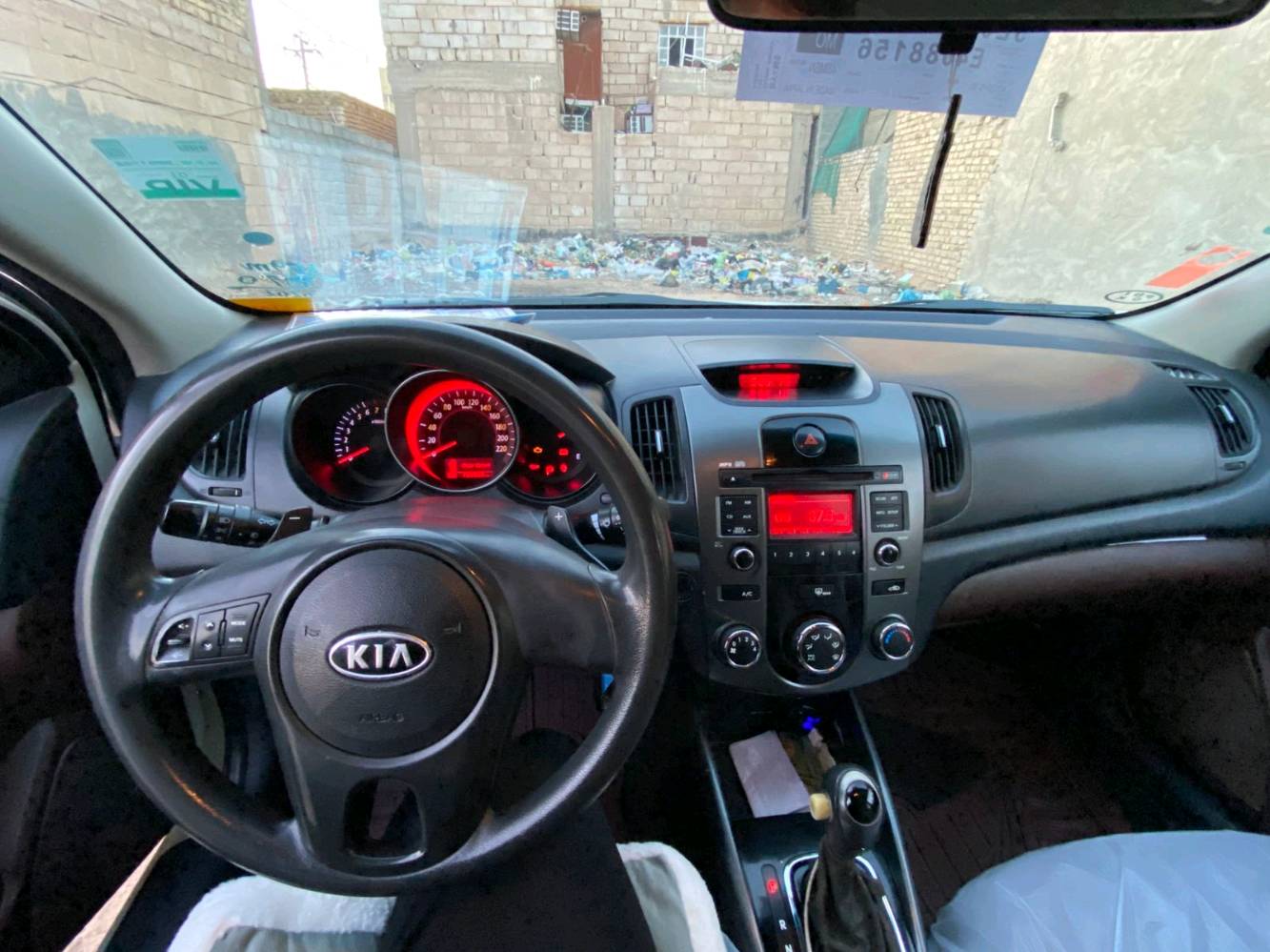 سلام عليكم
سيراتو موديل 2012 السونار مرفق مع الصور
حدادية وكير ومحرك كفاله
محرك 1600
سعرها 110$
مكان السيارة بكربلاء
تفاصيل اكثر
***********
رقم دولي سنوية لحد 2031