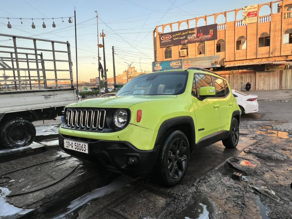 جيب رينجيد ٢٠١٧ للبيع

اخضر حشيشي 

ماشية ٤٥ الف 

محرك وكير غير مفتوح 

حادثها جاملغ و ربع من البنيد بامريكا 

وبالعراق بيها طخة بالباب عكس السايق موجود بالصور  

تبريد ثلاجة 

هاند بريك دكمة

تحكمات استيرن 

تايرات جديدة 

ويل كب 

اشارة بالمري 

مري كهرباء واشارات 

شاشة وكاميرا خلفية

شاشة اعطال

وعندي سونارها 

رقم كربلاء 

موجودة بغداد وباسمي 

***********
