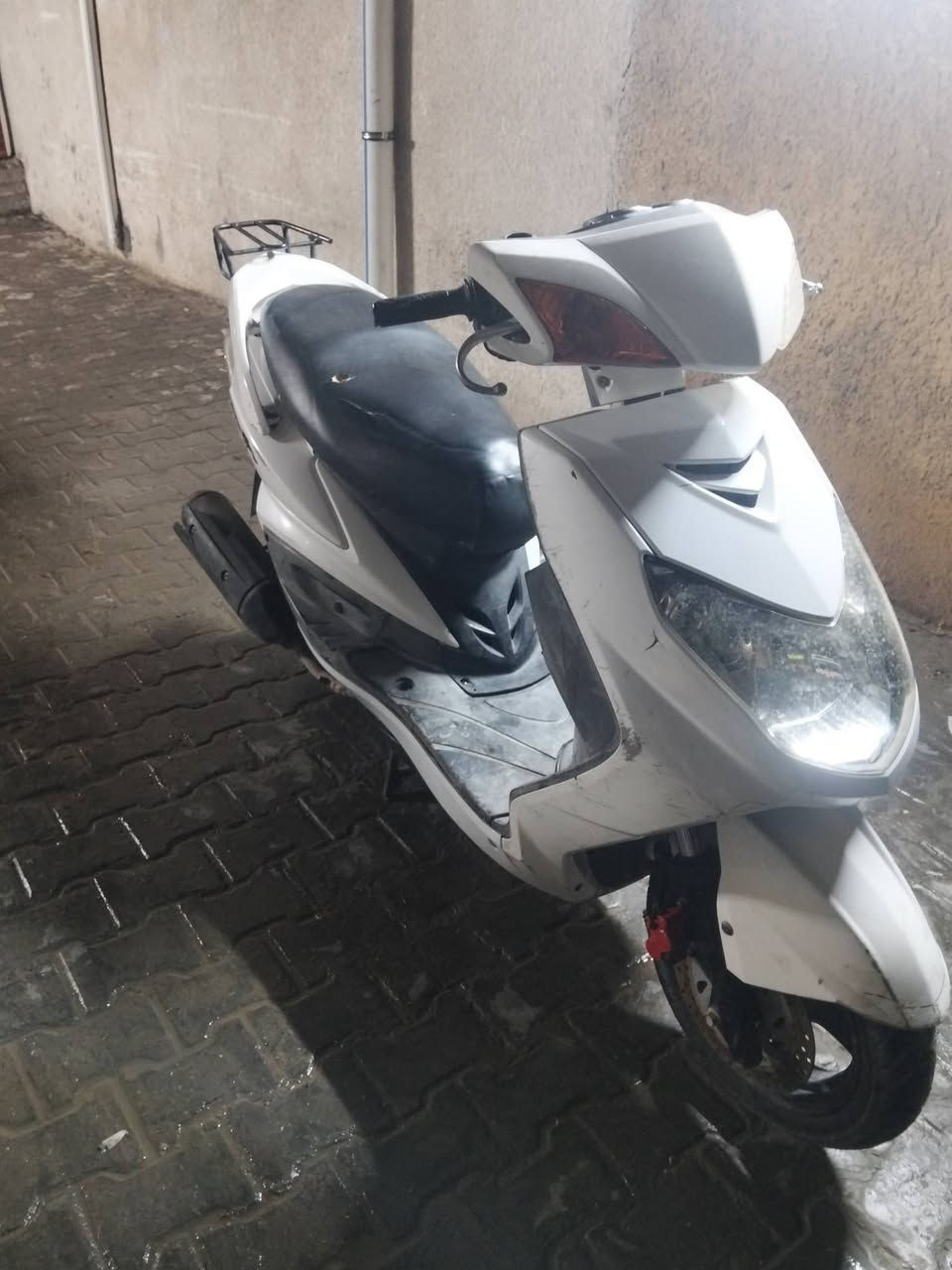 متاح فحل سكنز نوزل دراجه نكره كامله ياباني ستان حساس قبق نفخ نقصهه بس القبق مال بانزين 550 سعرهه كلش حلو بغداد الشعله 
***********
