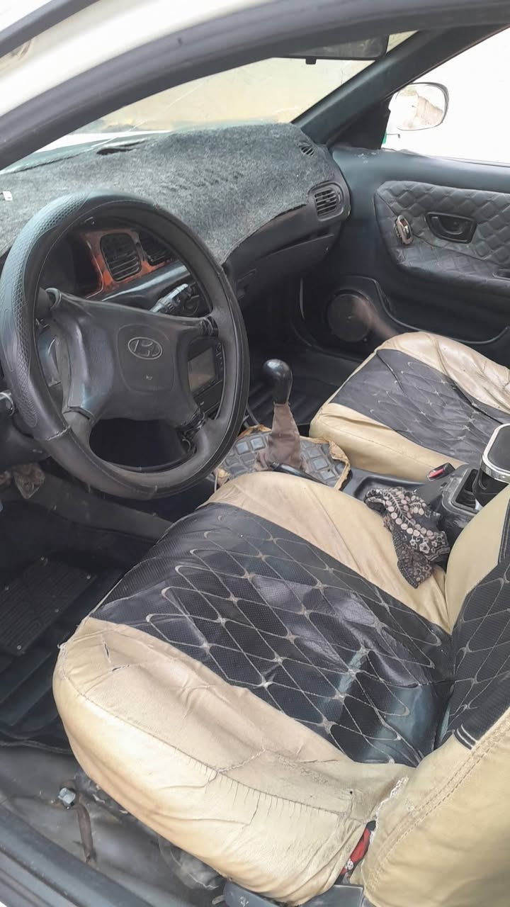 سلام عليكم أحبتي سوناته ٢ موديل ٩٥ سنويه لل٢٧ السعر ٣٥ وبيه مجال العنوان ديالى المقداديه  رقم ***********
