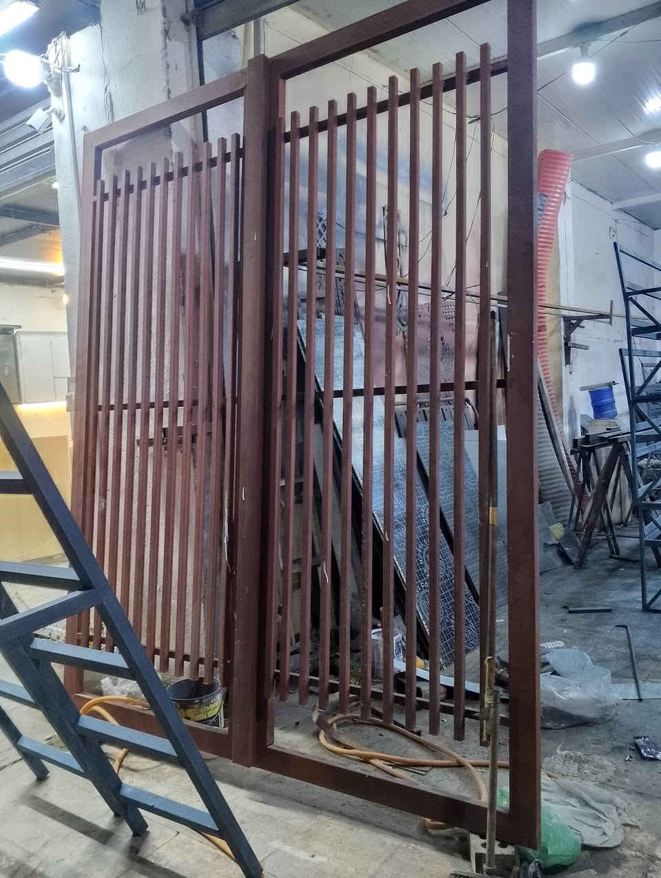 العنوان كوفه حي ميسان شارع الشريط مجاور حلويات بابلون***********
