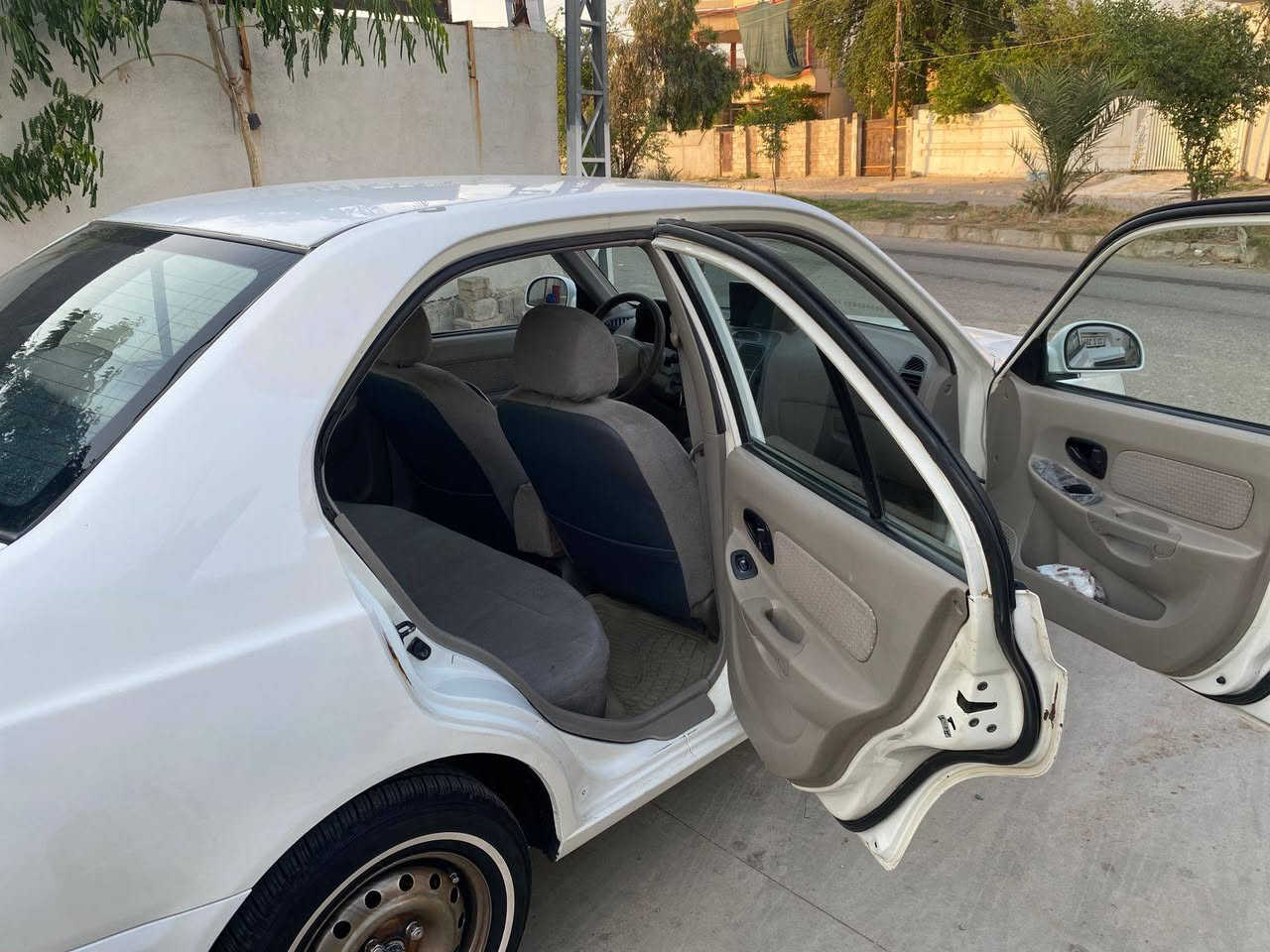 سلام عليكم هونداي فيرنا للبيع موديل ٢٠١٠ سيارة كلش حلوه رقم أربيل الجديد سنويه جديده بطاقة بانزين شرط التحويل والوكالة سعرها ٦٨ مكاني كركوك للاستفسار الاتصال على الرقم ***********
