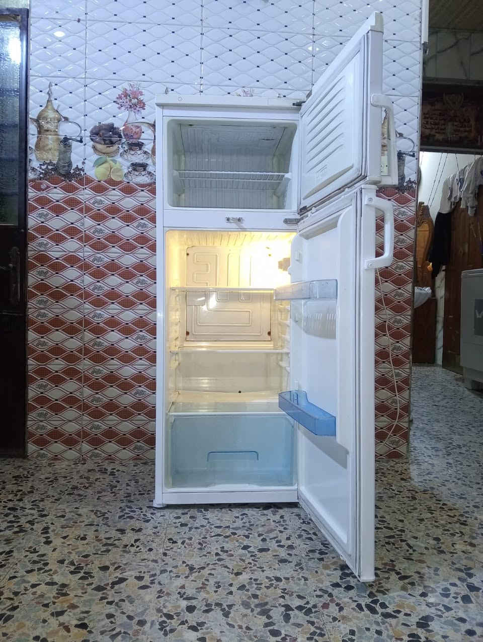 ثلاجه ١٠ قدمً نضيفه جدا السعر ١٥٠ الشراي خاص يوجد توصيل


**إذا كنت صاحب هذا الإعلان وتريد حذفه لأي سبب، رجاءا أرسل رسالة إلى الدعم الفني**