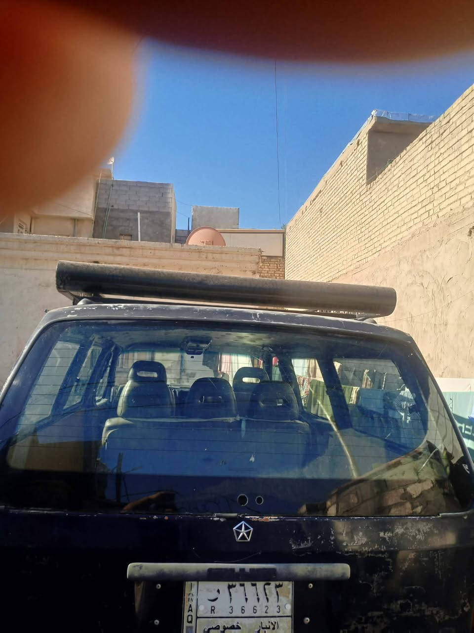 السلام عليكم دوج للبيع موديل 95 رقم الانبار مشروع وطني نقصها بس كشن خلفي النظافه مثل م اشوف بعينك كدامك متواجد على الفيس وعلى خط هاتف ***********
