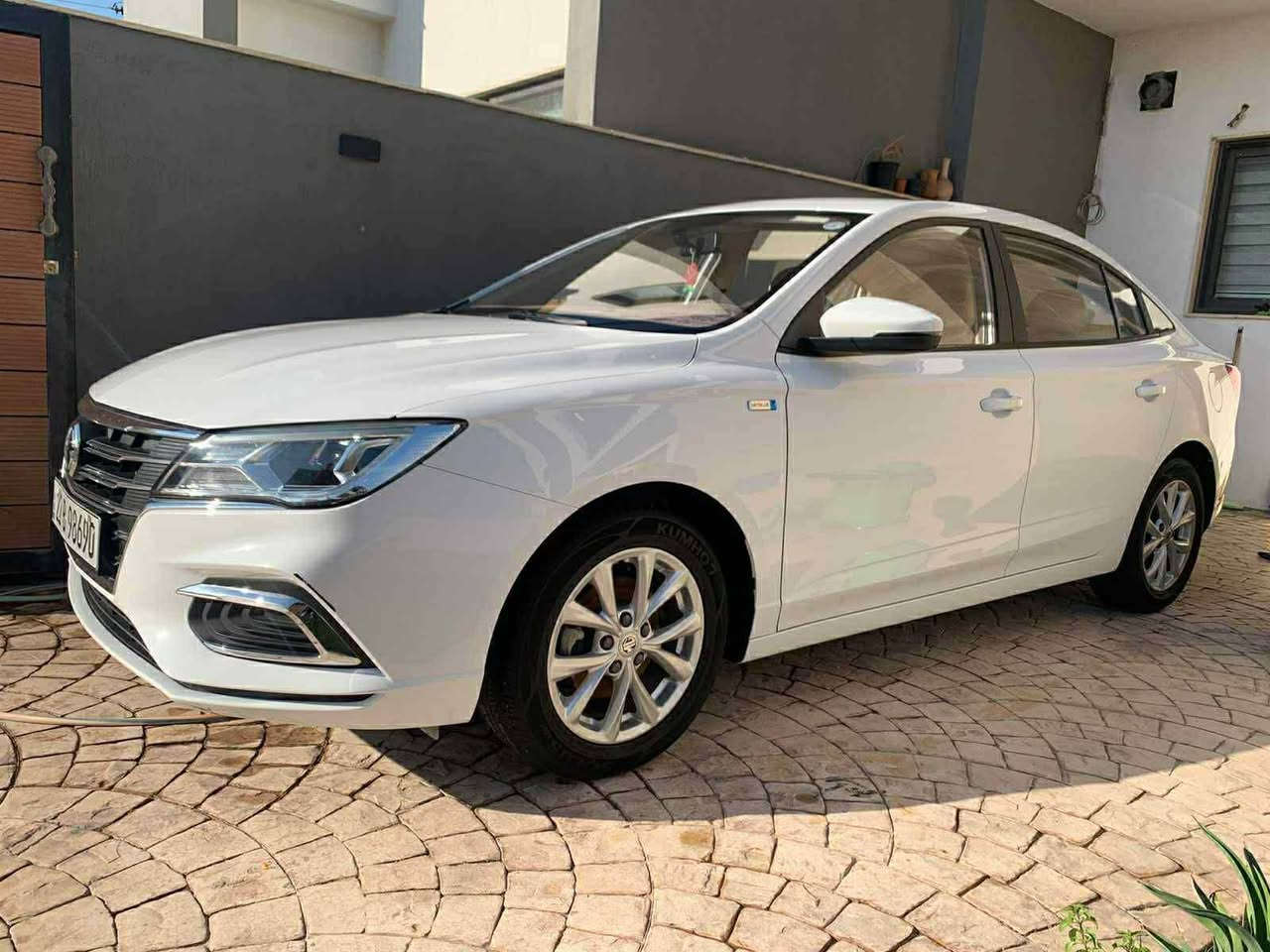 MG_5_ستاندر   2023
ماشيه 34 
كفاله عامه تحويل ثاني يوم 
مكانه اربيل السعر 100 
***********
