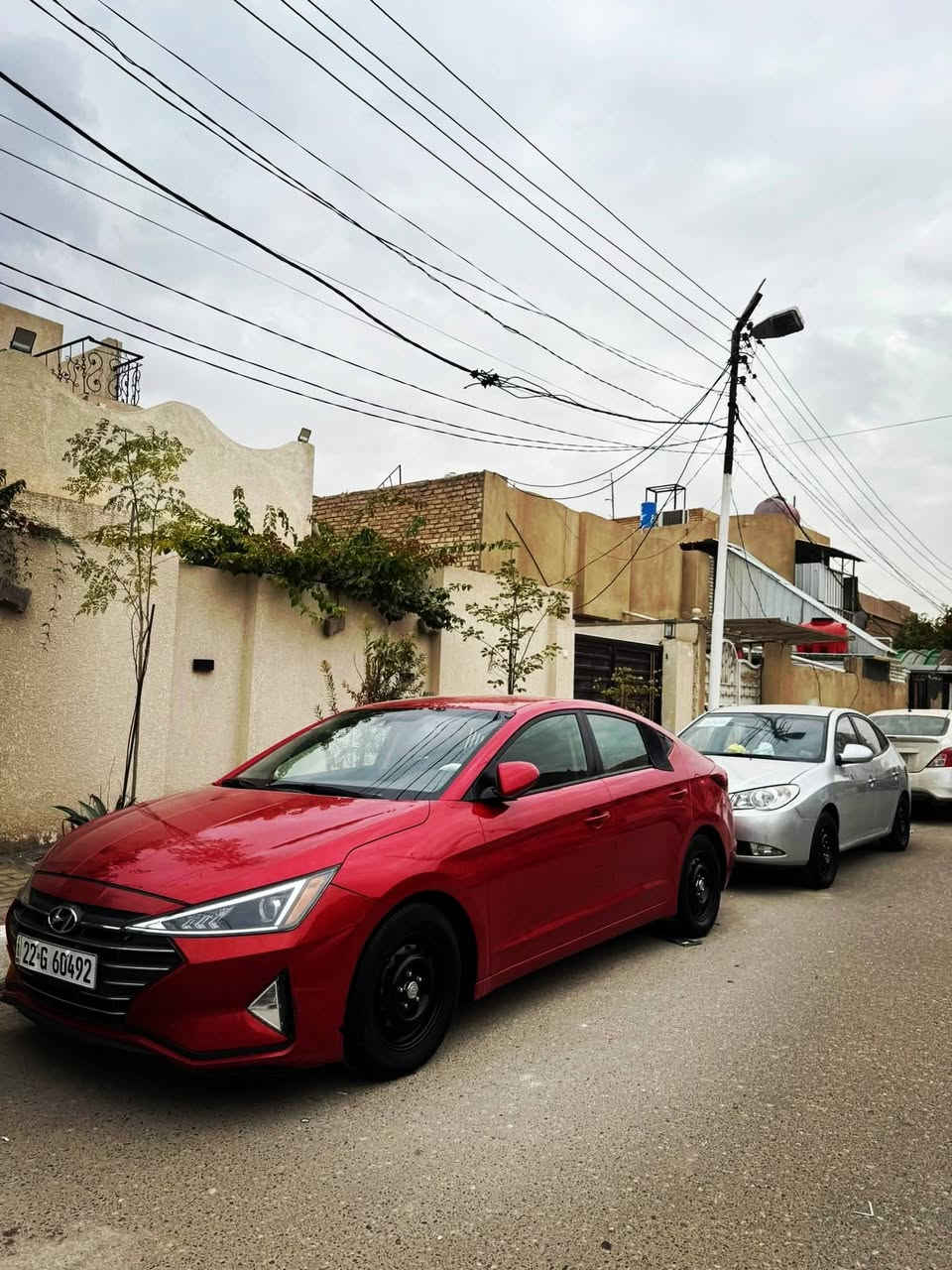 وعليكم السلام 🌹
هيونداي النترا 2020 أمريكي، مكينة 2000 دوش كير، AT ايتي 
بيها جاملغ أمامي فقط، ما بيها حادث قوي.
السيارة نص فل ونظيفة كلش، شغل مرتب وحلوة... السعر 140 قفل 
الحادث مرفق بالمنشور.
للاستفسار عالخاص 
***********
او مراوس النتره كورله
