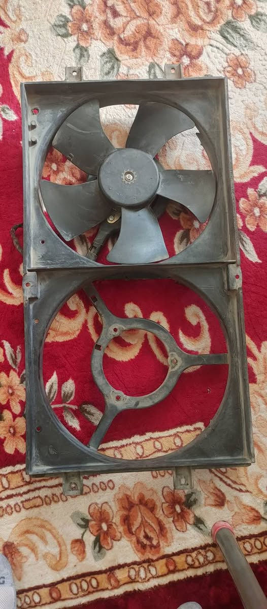 سلام عليكم غراض شيري فلاوين
مروحه شغاله هيه والحاضن سعر ٢٥ الف جويترات شغاله سعر الواحد ٢٥ الف مسجل طافي ١٠ الاف ABS شغال سعرة ٥٠ الف العداد سعرة ٣٠ الف جنل تبريد ٣٠ الف دكت جهت سايق سعرة ١٠ الاف
مكاني بغداد زعفرانية 
***********
