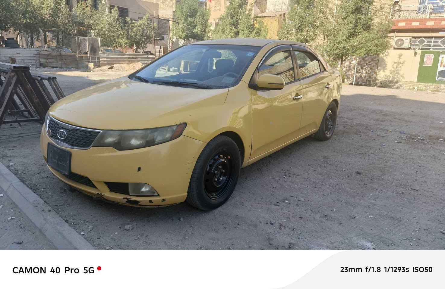 السلام وعليكم
فورتي 20012 أمريكي 
مكينة 2000 دوش 
الحادث مثل ما موضح بل سونار 👍
مكاني بغداد مدينة الصدر 
الاستفسار ***********
