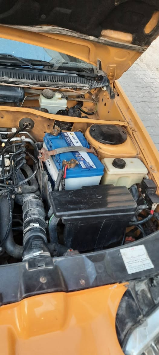 سلام عليكم بيجو بارص ٢٠١٠ سياره ماشيه ١٥٠ يعني مماشيه ناس مستلميه من الشركه تبريد تدفه شغال ونضافته كدام عينك صار شهر من اخذته رقم دولي بيه ضربه بل بك لايت اليمنه ريدها ٣٦ سياره حلوه ***********
