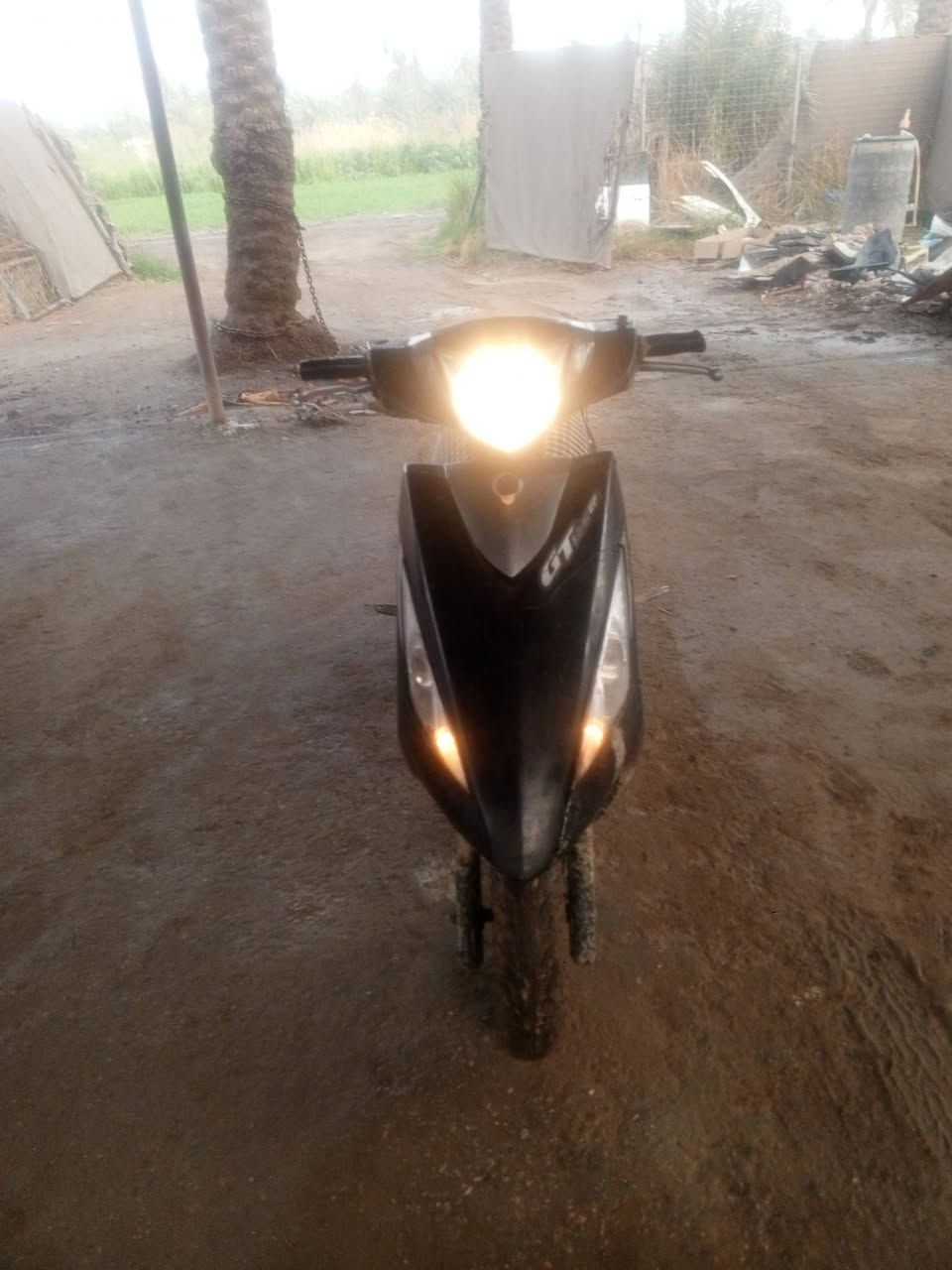 سلام عليكم للبيع ماكس سرعه140 مكينه مكفوله سلف اشاير كلوب عالي ناصي كله شغال كله جديد باتري جديد كفرات بلاد ختم واحد دراجه شلعه ومعدل فول مال جناي السعر350 وبيه مجال مكاني بابل الحمزه الغربي خيكان اتصل وتدلل ***********
