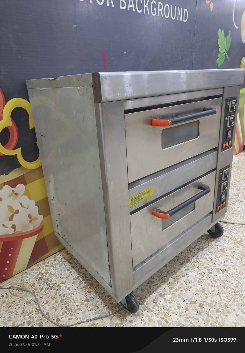للبيع فرن بيتزا
 شغال مستخدم قليل 
نضافه 90 خالي من اي عطل 
السعر 550 الاستفسار واتساب او اتصال
***********
