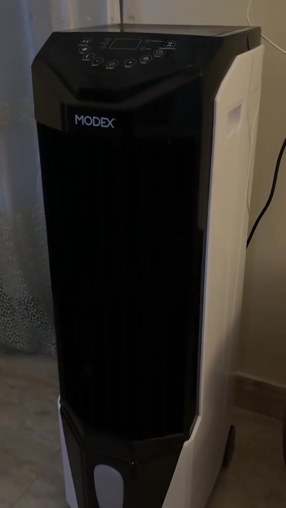 كونفيره داخليه للبيع   شركه modex ع اللمس وبيه ريمونت استعمال سبوع فقط بيها ضمان 3 سنوات وموجود باكيت وكلشي وياها 
250 وبيها مجال  بسيط 
للتواصل خاص


**إذا كنت صاحب هذا الإعلان وتريد حذفه لأي سبب، رجاءا أرسل رسالة إلى الدعم الفني**