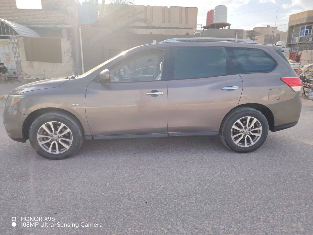 السلام عليكم من رخة الادمن سياره نيسان بافندر ٧ راكب رقم بغداد تحويل ثاني يوم نظيفة وجاهزةزه وللاستفسار اكثر الاتصال على الرقم ***********
