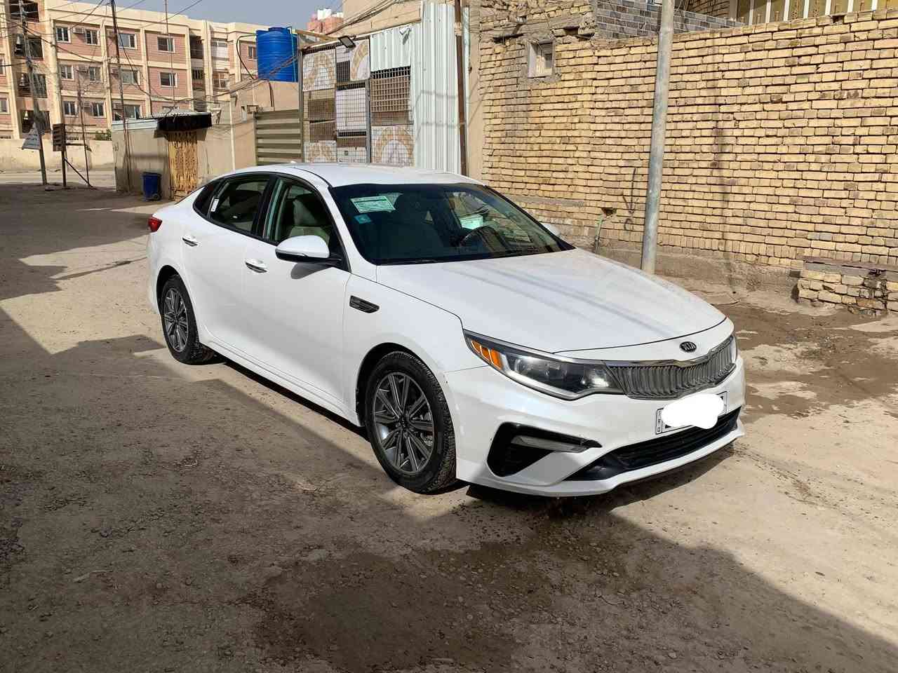 السلام عليكم كيه اوبتيما 2019ضرر كلش بسيط سونار موجود
تبريد تدفئه جاهزه 
السيارة بسمي تحويل أي محافظة رقم دولي 
حداده جاهزه تخم تاير جديد مابيها اي نقص 
السعر 135 وبيها مجال 
مكان السيارة الناصريه 
***********
