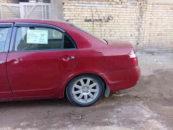 سلام عليكم جيلي موبل موديل 2012 دبلات 70/100 كير محرك خير من الله لا ضربه ولا صبغ بس اي موضح بل صوره السعر 52 بيه مجال  الرقم ‏‪0771 416 8313
