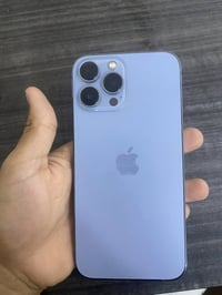مبايل للبيع 13 برو ماكس نظيف ما بدل بي كلشي البطاريه مالته 75وهاذ رقمي...