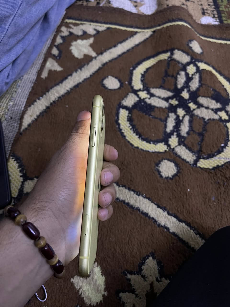 11 عادي
جهاز نضيف وتر بروف 
مكفول من تصليح وفتح 
ذاكره128
بطاريه68 
مكاني بغداد حي نصر 
سعر240 بي مجال بسيط 
للاستفسار ***********
