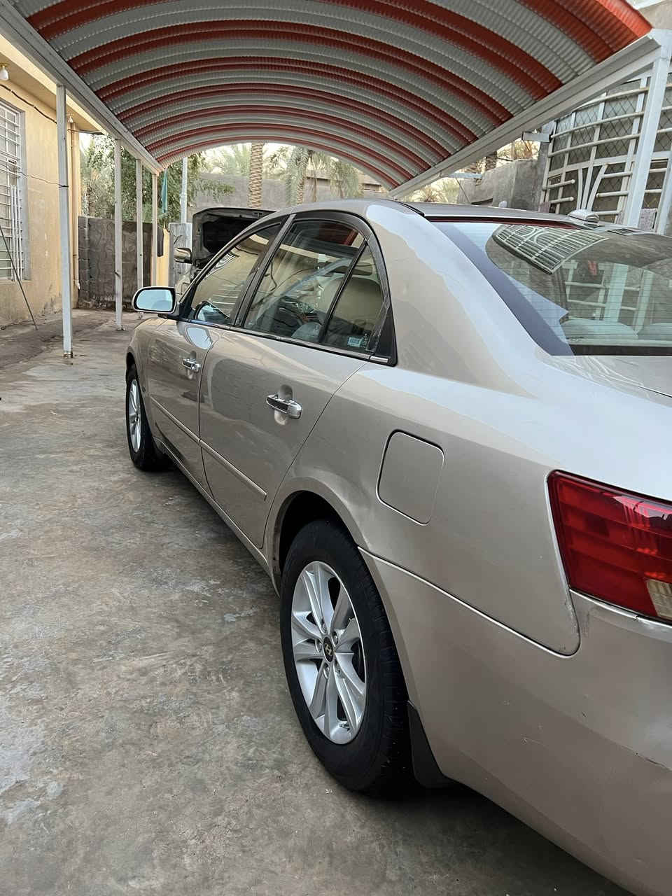 من رخصت الادمن المحترم
سوناتا موديل 8 امريكي ليبل واحد رقم بابل بسمي تحويل بي وقت يعجبك 
موصفات 
فتحه سقف 
تحكم جهتين 
مانع انزلاق
شاشه كامره 
كشن كهرباء 
داخل لونين وداخله كلش نظيف 
تخم تاير جديد
ويل كب جديد
حجم المحرك 2400
كير سليم 
حداديه 100٪؜
الضرار
بيه صبغ 3 قطع بدون دواخل وفتح وسياره كوله ليبل واحد 
سياره تخبل بل خير عل ياخذه معروضه 105وبيه مجال مكان سياره بابل ورديه خارج 
اي ستفسار اتصال 
***********
