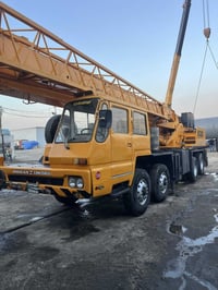 كرين ٥٠ طن للبيع  ٠٧٧٠٣٤٤٧٥٧٧ ٠٧٩٠١٨٢٤٦٨٩