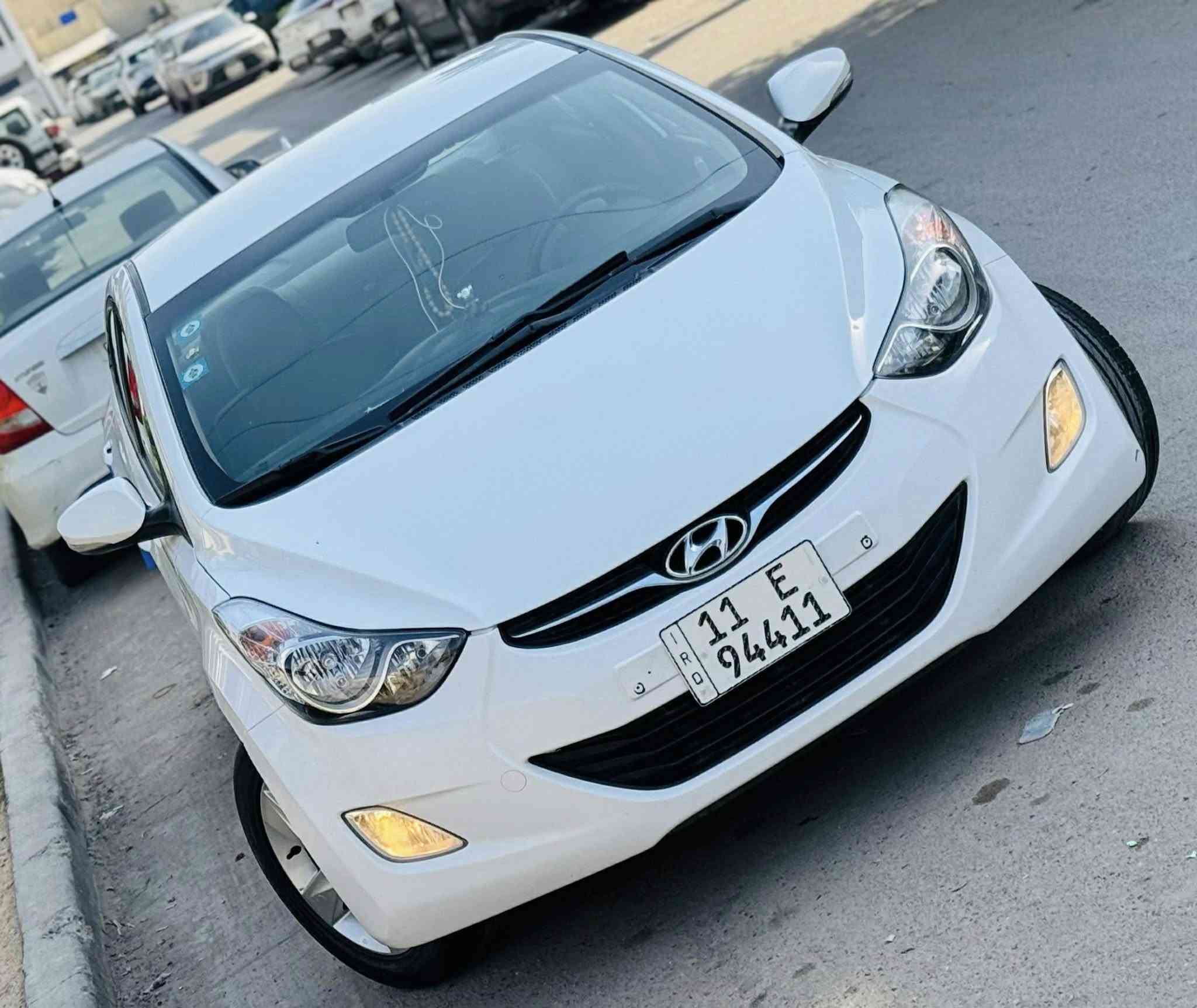 السلام عليكم عندي النترا ٢٠١٣ خليجي رقم بغداد الدولي جديد سنويه وأرقام وهزه كله جديد بسمي تحويل ثاني يوم سياره نضيفه وجاهزه بيها مكانات بسيطه صبخ اثر طخات وشخط بدون داخل فقط باقي مكفول محرك دوش المرغوب ممفتوح بلادي
مواصفاتها 
تحكمات 
كامره 
حساس خلفي 
اي بي اس 
ايكو 
ويل كب 
اشاير بل مري 
حاكيه بلوتوث 
داخل بيجي 
سياره نضيفه وجاهزه 
مكان السياره بغداد 
عارضها ب ١٠٢ وبيها مجال للشراي 
وهذا رقمي 
***********
