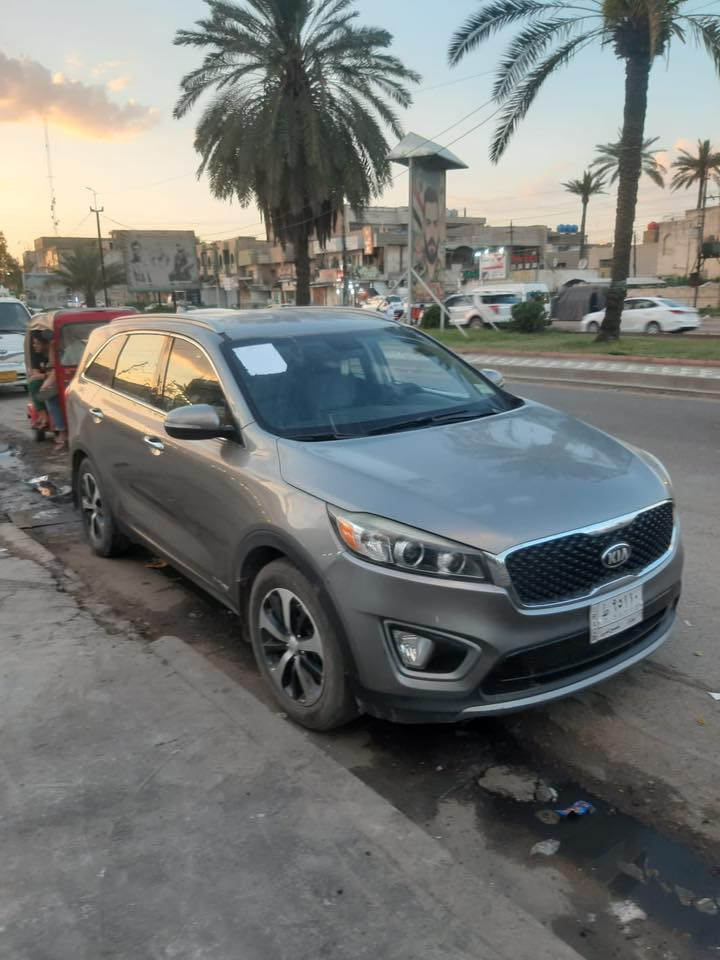 سورنتو ٢٠١٦ . ٧ راكب محرك ٦ سلندر كشنات جلد ٧ راكب تدفئة  بل كشنات كراسي كهرباء  كلين بدون حادث  سعر  ١٧٨ ، ‭٠٧٧١ ٢١٦ ٧٤٢٢‬
