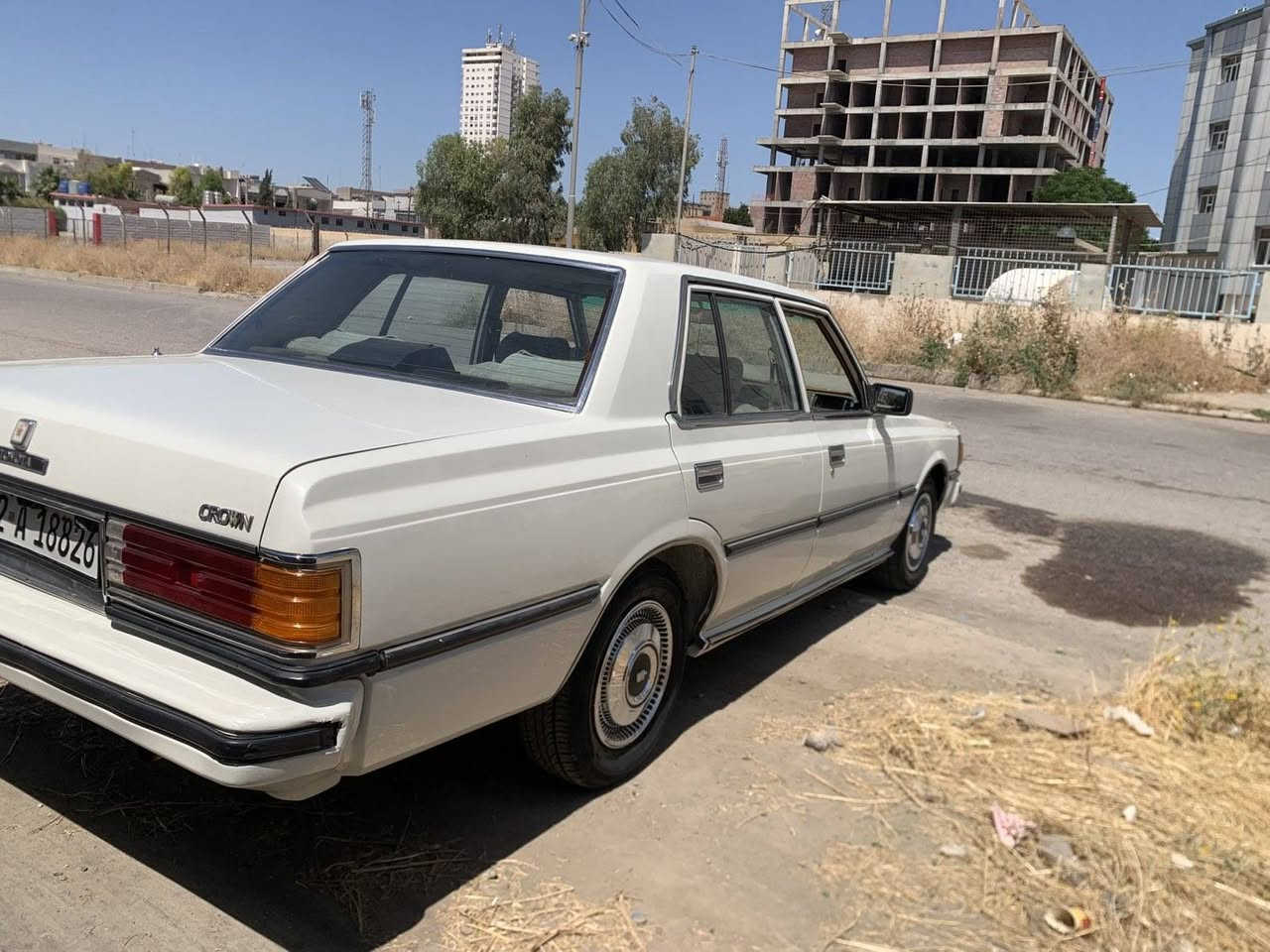 بەناوی خوای گەورە سوپر کراون مۆدیل 1982گیرمکینە بەشەرت لەسەرساغەی بۆیاخ عام بی لیدان بەشەرت سنەوی هەزەی نویە تا2028چرکەی تیانیە سیارەکە هەموو گیانی بەشەرت رەقەمی خاوەنی ***********سحری70محاملە أربيل, العراق
