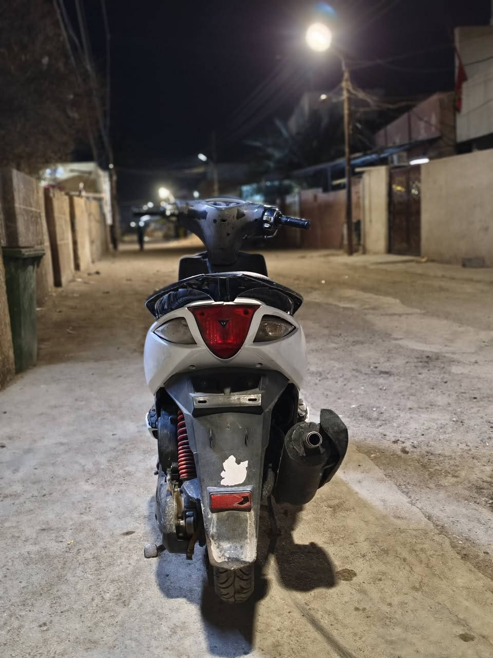 دراجه ماكس مضلع للبيع سعر 400 وبيه مجال وكفرات الابلاديه موجوده المكان بغداد التاجي ٢٤ابو عضام رقم الهاتف ***********
