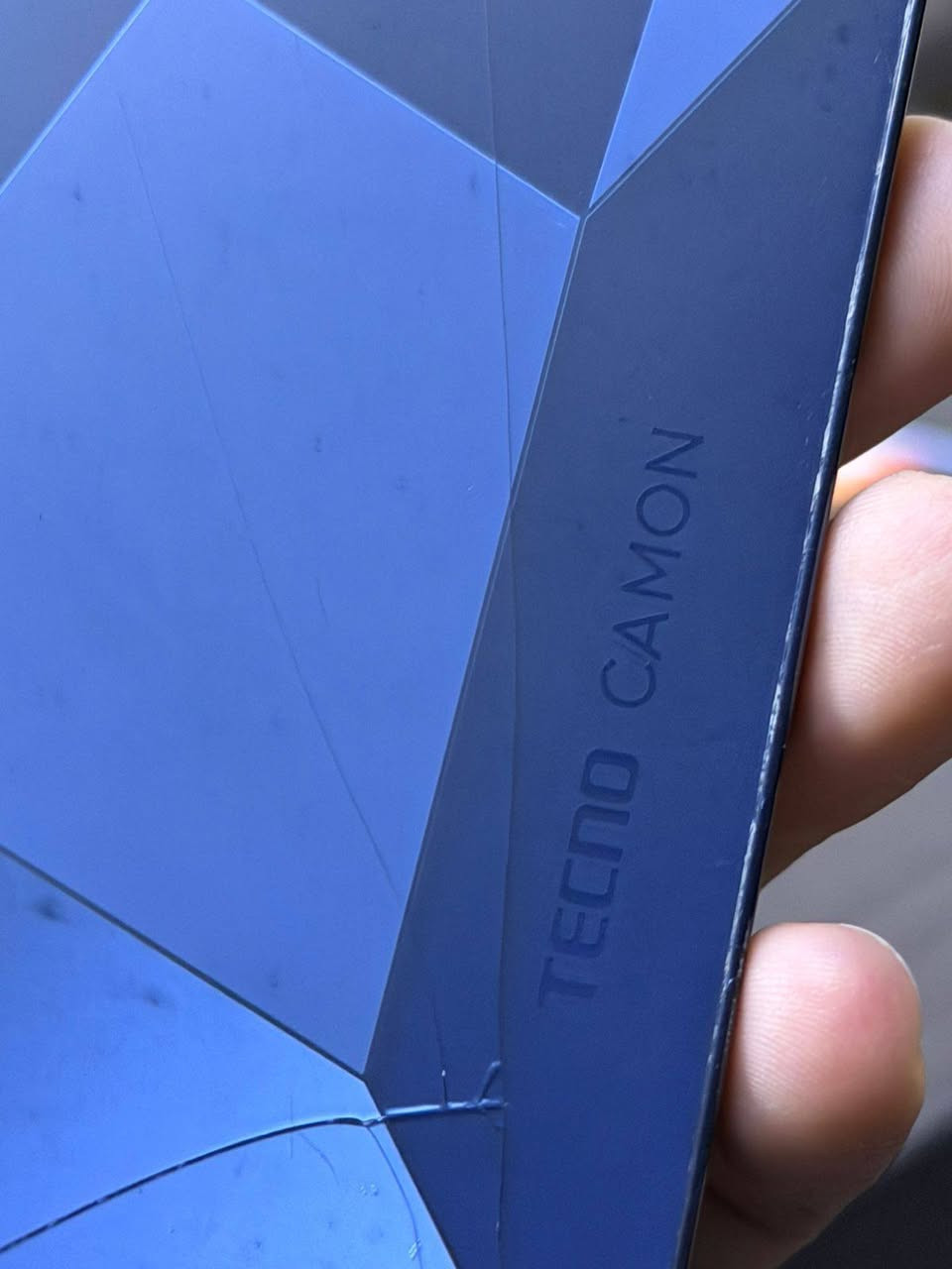 تكنو كامون 20 برو بدون ملحقات مكسور الضهر وشغال من كلشي بس من اخلي ع شحن ما يشحن اتوقع اي سي شحن والشاشه بيها شكم خشط موضح كلشي بيها والسعر ب 80 الف مكاني بصرة


**إذا كنت صاحب هذا الإعلان وتريد حذفه لأي سبب، رجاءا أرسل رسالة إلى الدعم الفني**