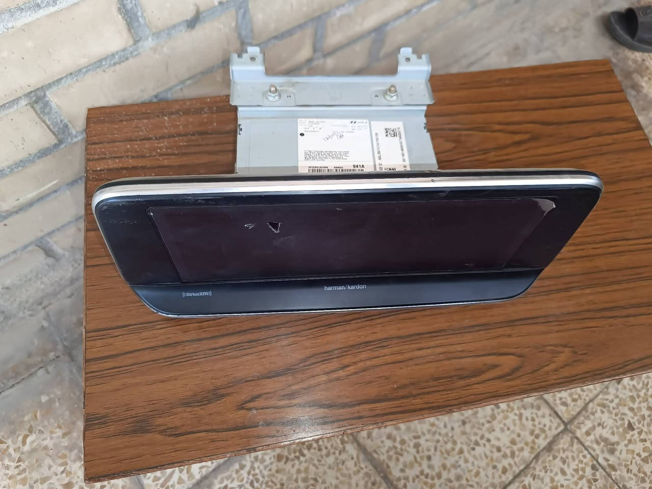 متوفره شاشه تولارايد برستيج م22 فقط الشاشه تعمل الكارت لا يعمل فقط الشاشه شغاله اربع كامرات يعني اذا شاشتك عاطله او محترگه والكارت يعمل هاي تفيدك بدي حديد *********** حله
