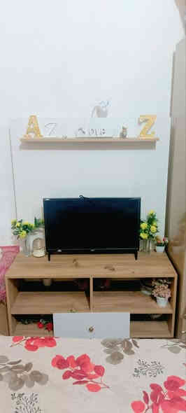 غرفه نوم تركية  ثقيلة درجه اولى نظيفه حيل  
تتكون الغرفه من ٩قطع مع ميز التلفزيون 
للعلم الغرفه ما مفتوحه ولا مرة شد مرة وحدة بس للاستفسار
 ***********
يراسلني خاص
